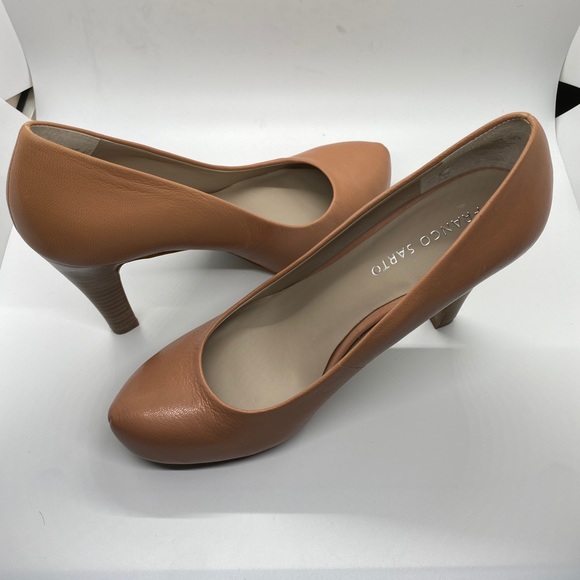 Franco Sarto Pump - Picture 5 of 8
